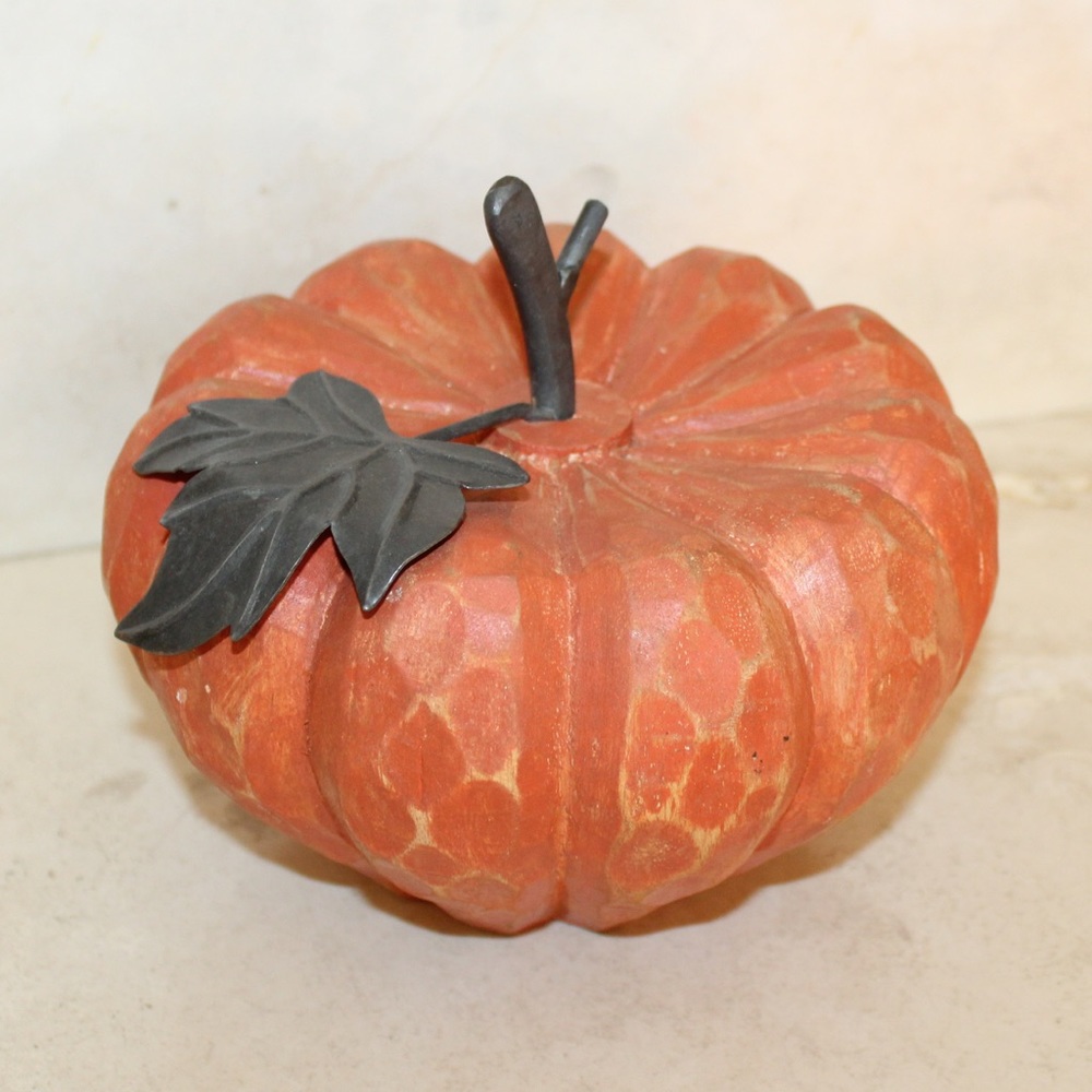 Wood pumpkin with metal stem and leaf